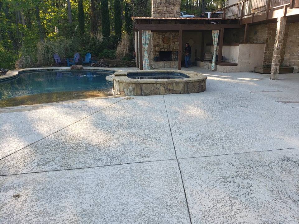 Here you can see the old Kool Deck system. Our client was experiencing peeling and chipping and contacted us to replace this existing floor system with our 1 Day Coatings product.